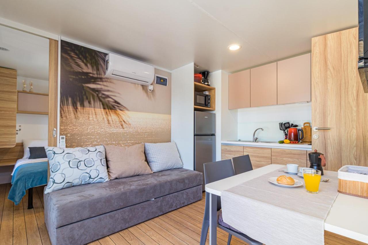 Hemy Casa - Lux Mobile Homes Rovinj Buitenkant foto